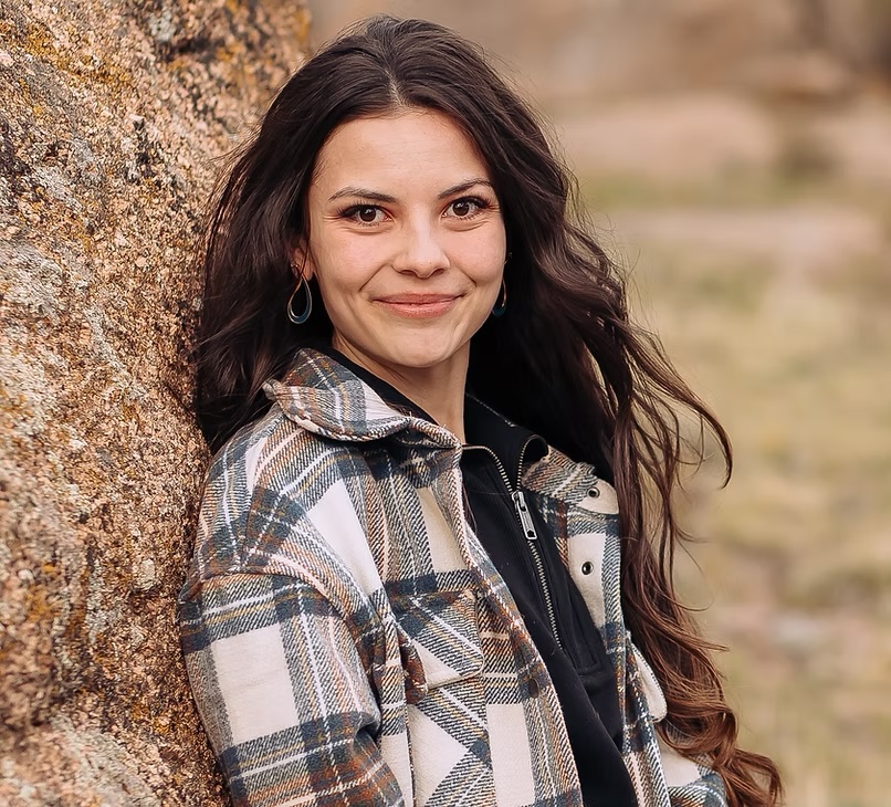 Allana Bustos, Real Estate Agent at Elevate Real Estate